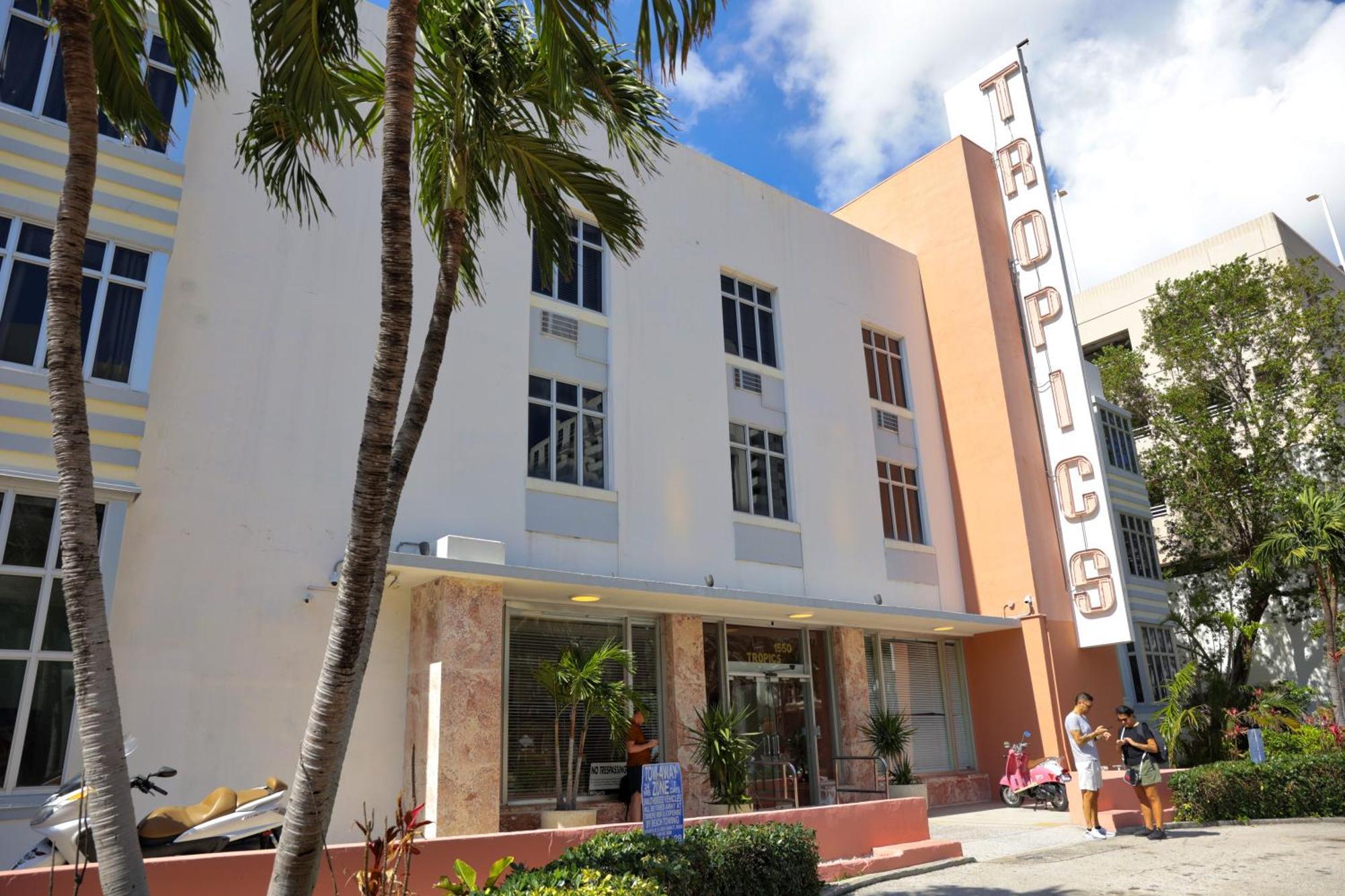 Tropics Hotel Miami Beach Exterior photo